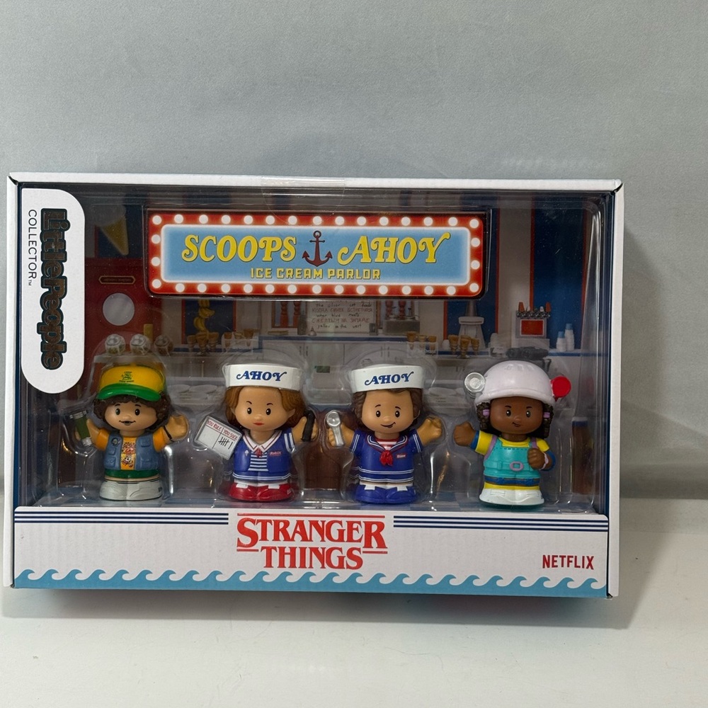 Stranger Things Scoops Ahoy Fisher Price Collectible Toy Set - Multicolor - Picture 2 of 6